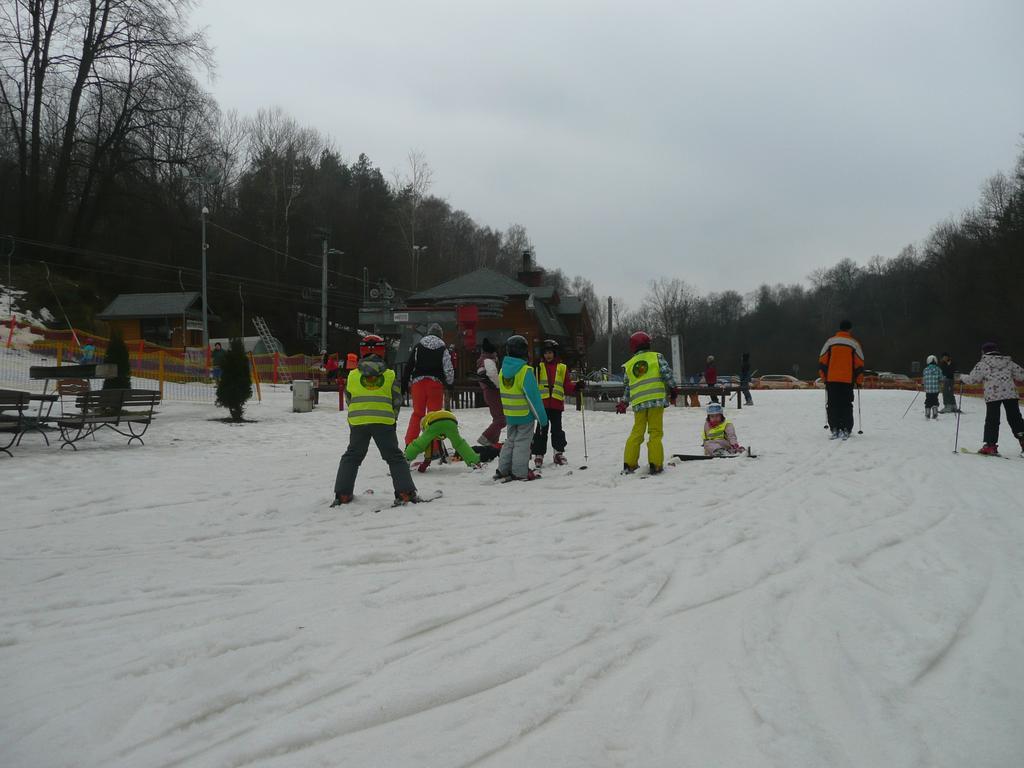 Karczma Parchatka Luaran gambar